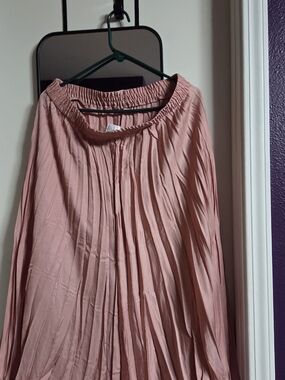 Blush Pink Pleated Skirt